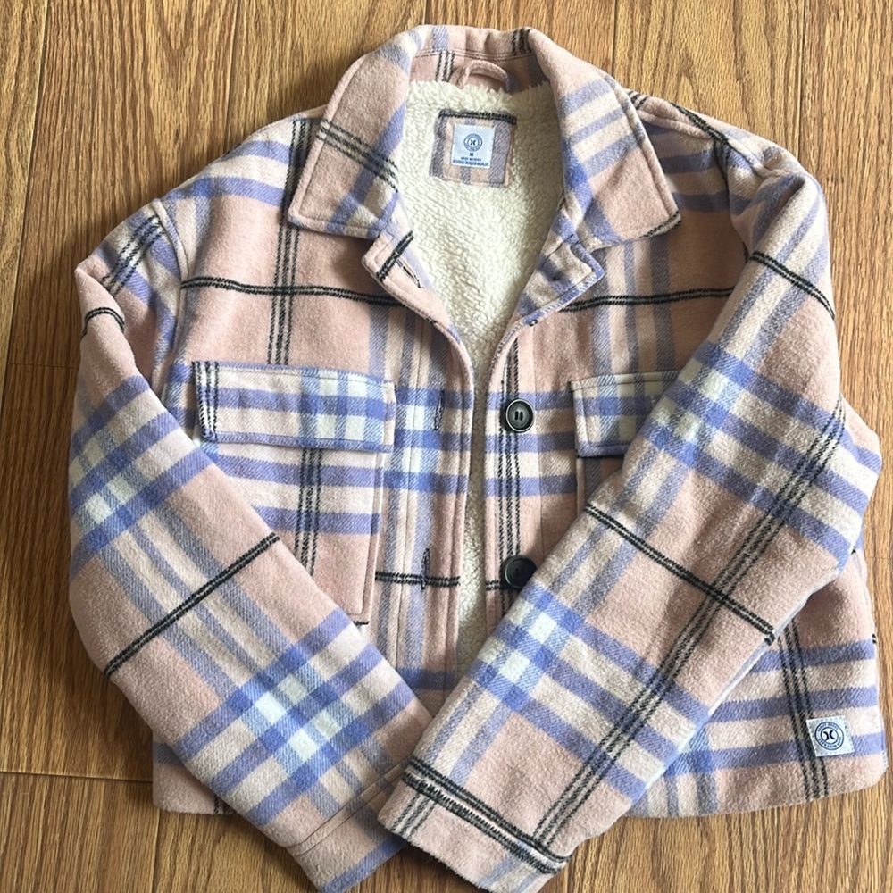 Hurley plaid Sherpa-lined crop jacket sz Med